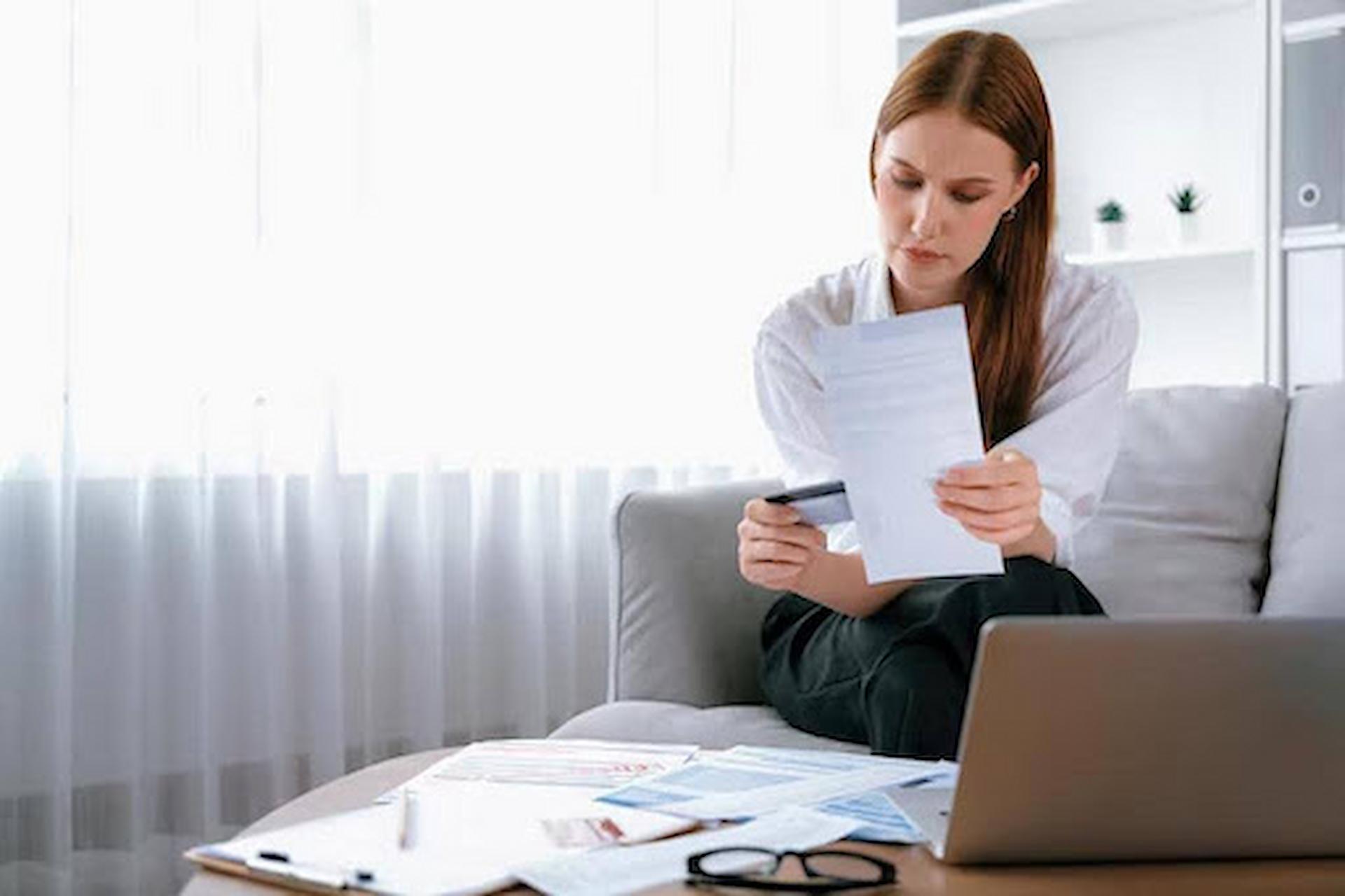 Evaluating The Pros And Cons Of Short Term Loans In Today’s Economy