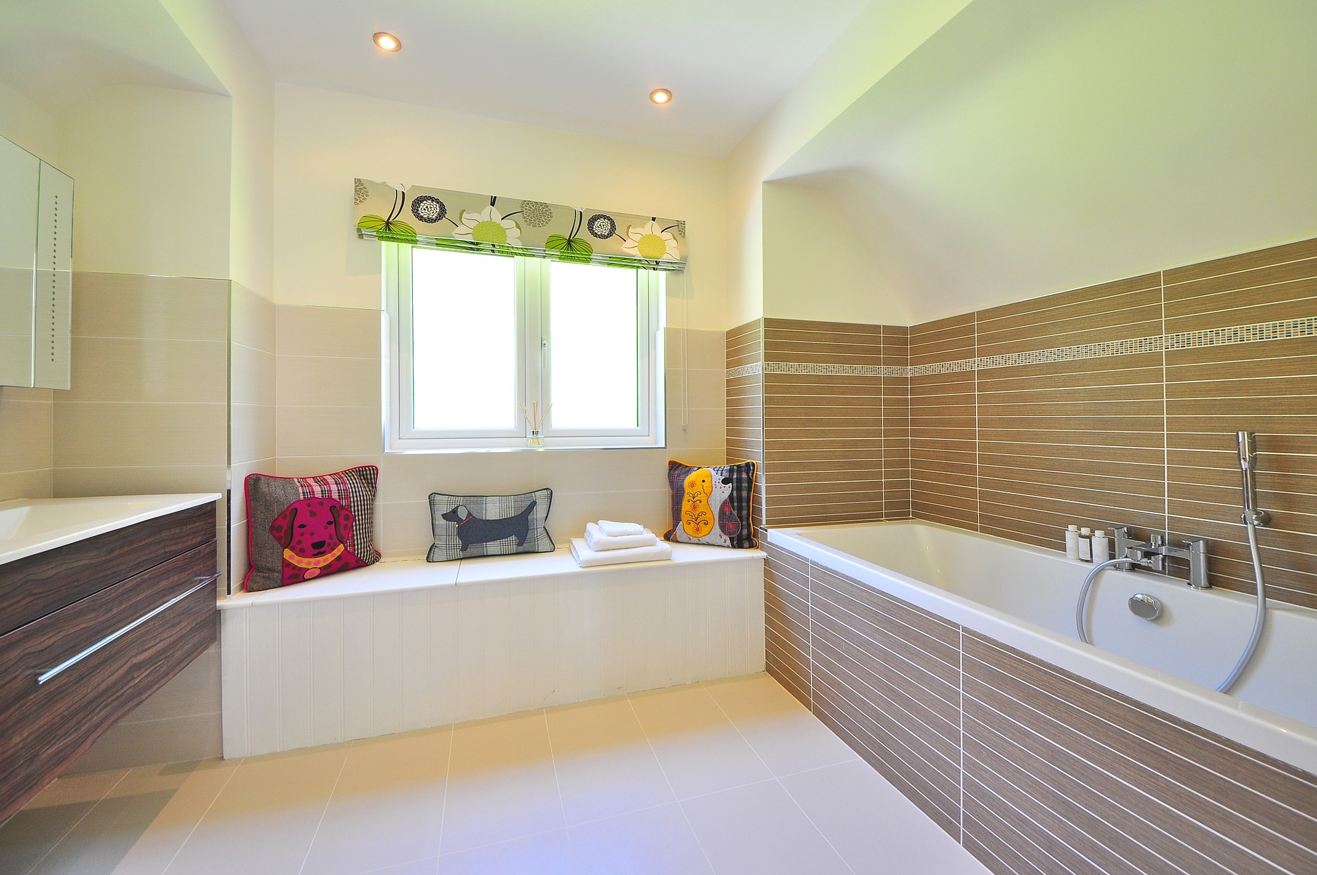 Hire Professional Bathroom Fitters For Luxurious And Attractive Bathroom