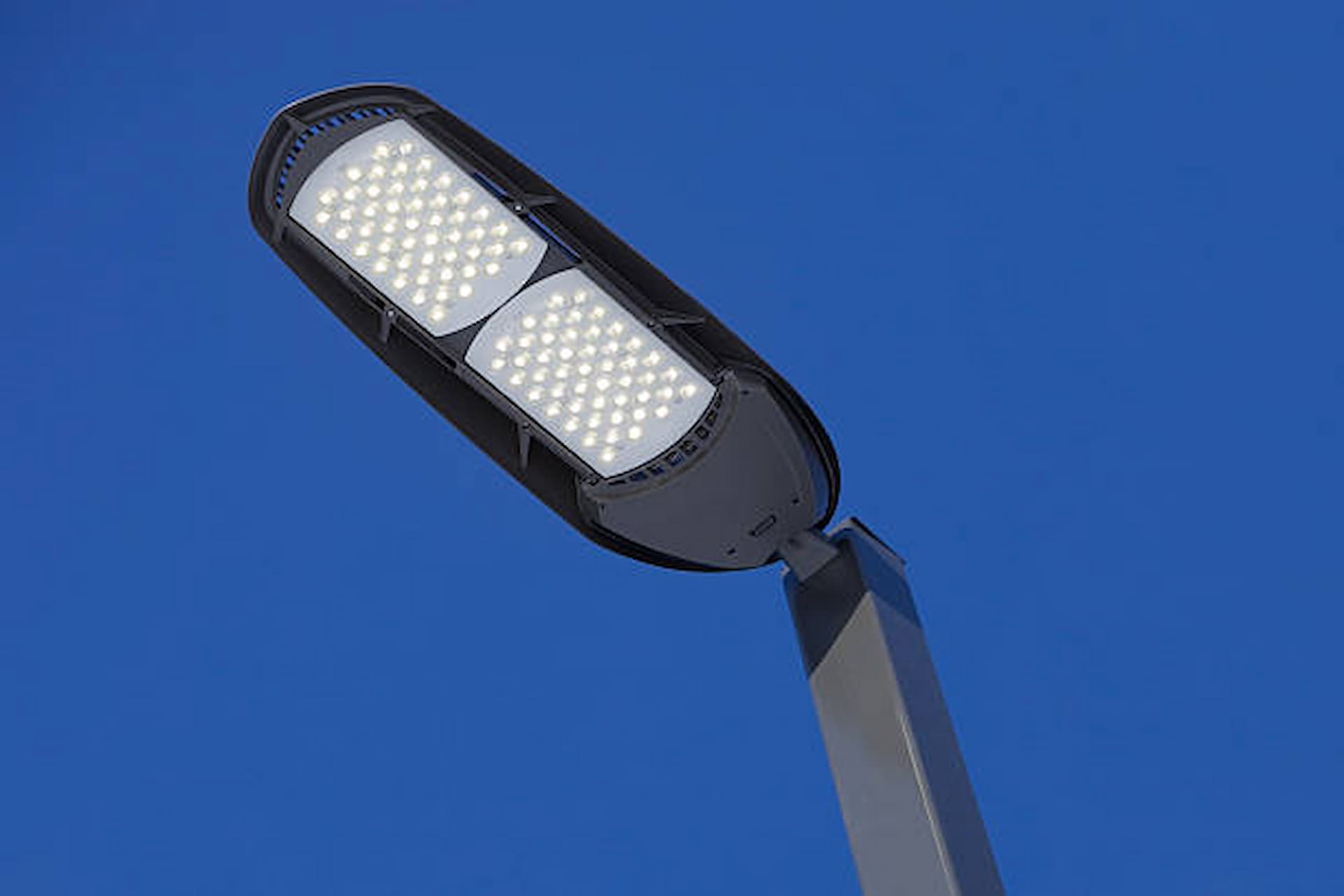 5 Commercial Benefits of Quality LED Parking Lot Lighting